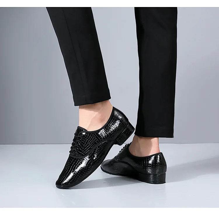Male Big Size White Dance Shoes Men Soft Leather Latin Shoes Man Jazz Waltz Ballroom Dancing Yoga Train Sneakers Stage Footwear