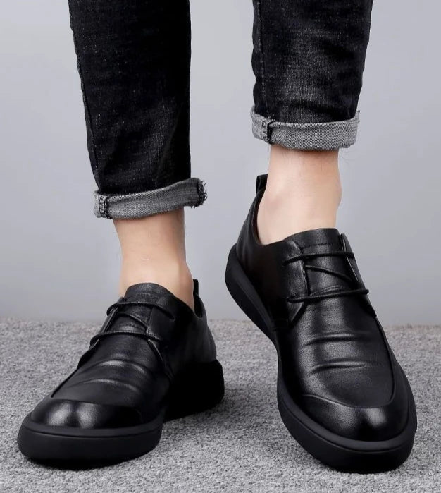 Black Thick Sole Soft Leather Shoes for Men High Quality Fashion Low Price Designer Footwear Offer Retro New in Man Casual Shoe