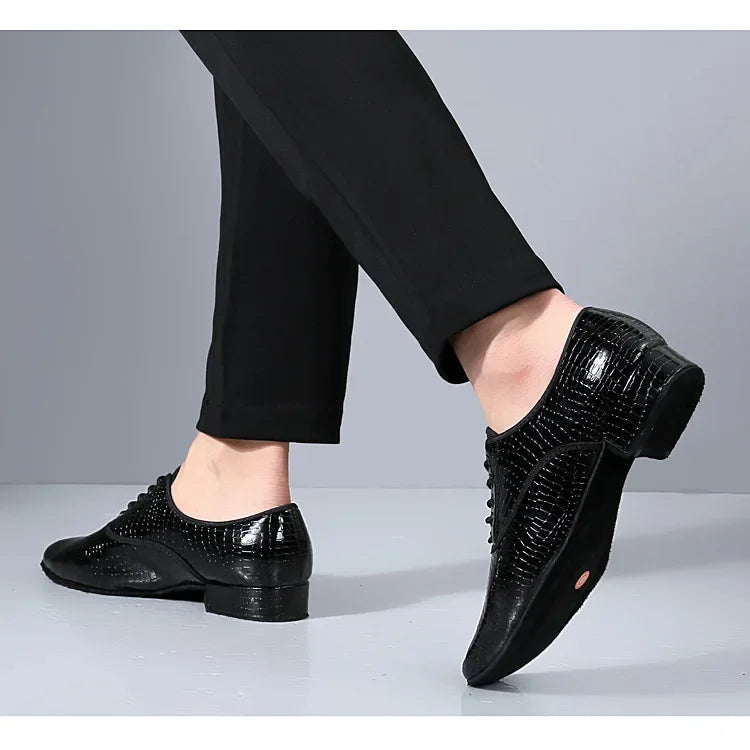 Male Big Size White Dance Shoes Men Soft Leather Latin Shoes Man Jazz Waltz Ballroom Dancing Yoga Train Sneakers Stage Footwear